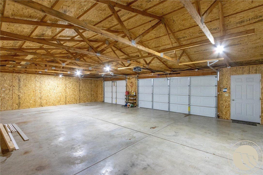 Ballantine, Montana, 59006, United States, 5 Bedrooms Bedrooms, ,3 BathroomsBathrooms,Residential,For Sale,1975576