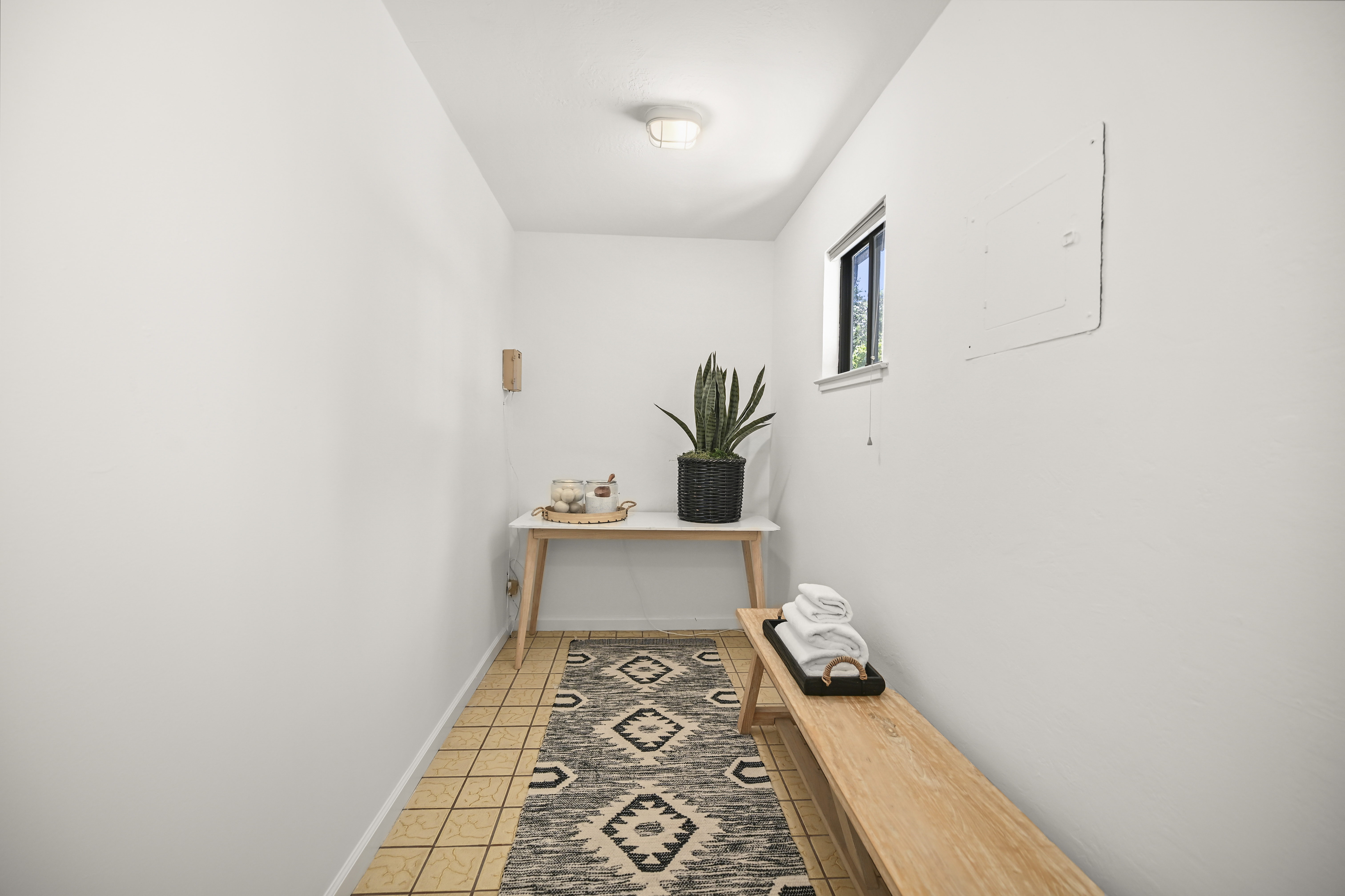  Exceptional Creekside Home in Desirable Saranap - 物件實景
