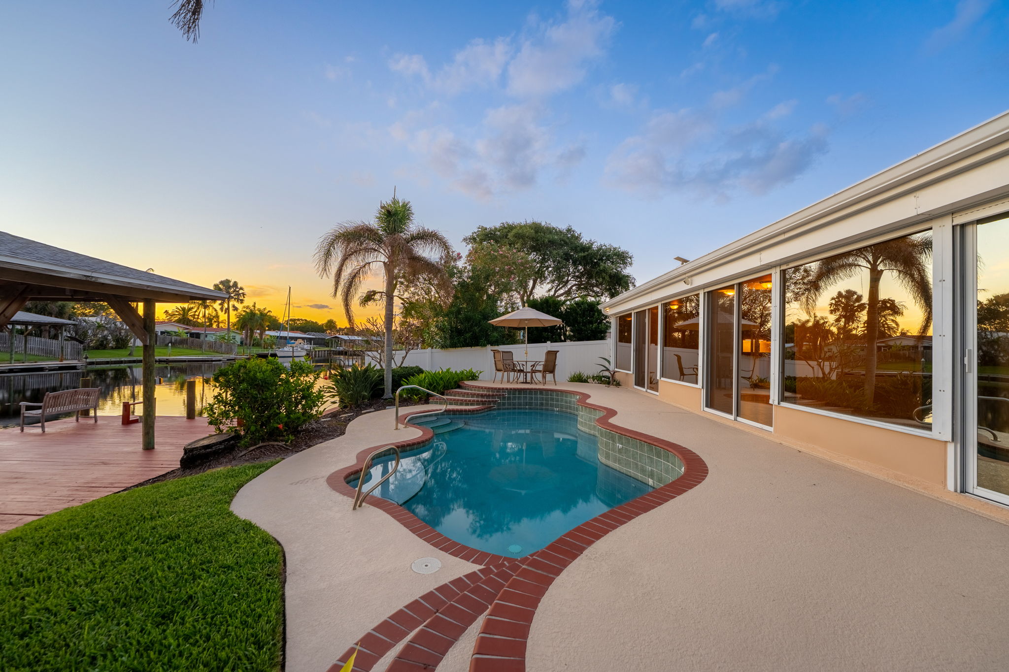  27 Westview Lane, Cocoa Beach, FL, 32931 - 物件實景