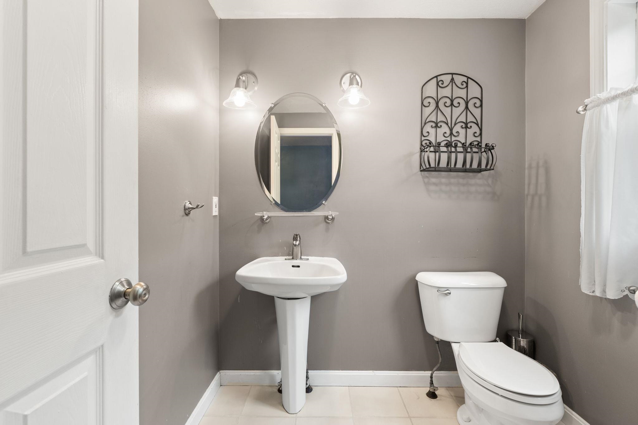 Londonderry, New Hampshire, 03053, United States, ,Residential,For Sale,1916395