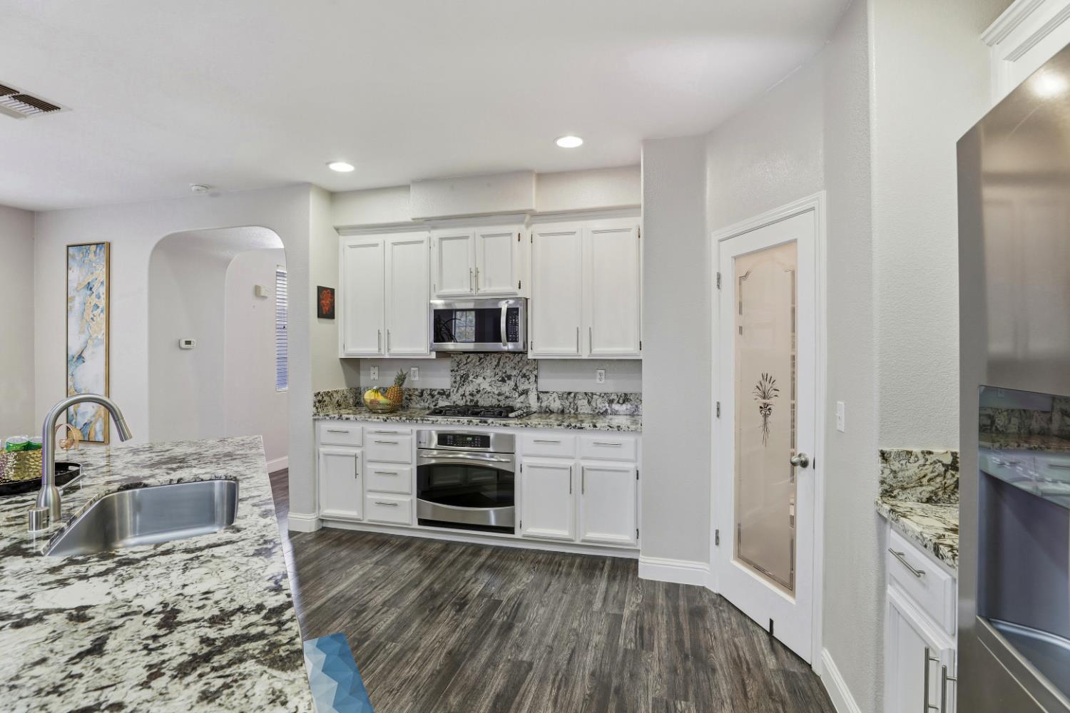 Rancho Cordova, California, 95670, United States, 3 Bedrooms Bedrooms, ,3 BathroomsBathrooms,Residential,For Sale,1991437