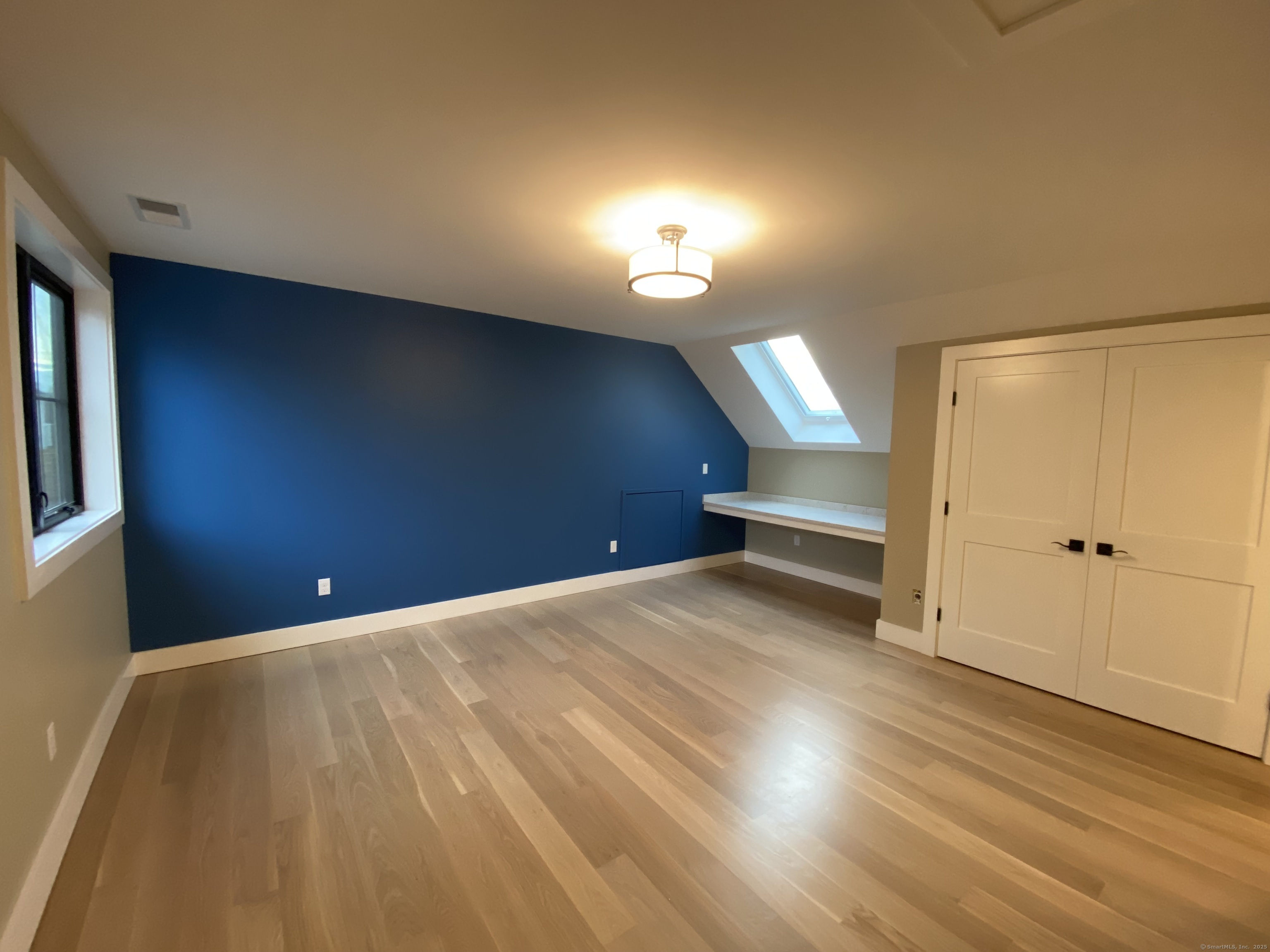 Southbury, Connecticut, 06488, United States, 4 Bedrooms Bedrooms, ,3 BathroomsBathrooms,Residential,For Sale,1941741