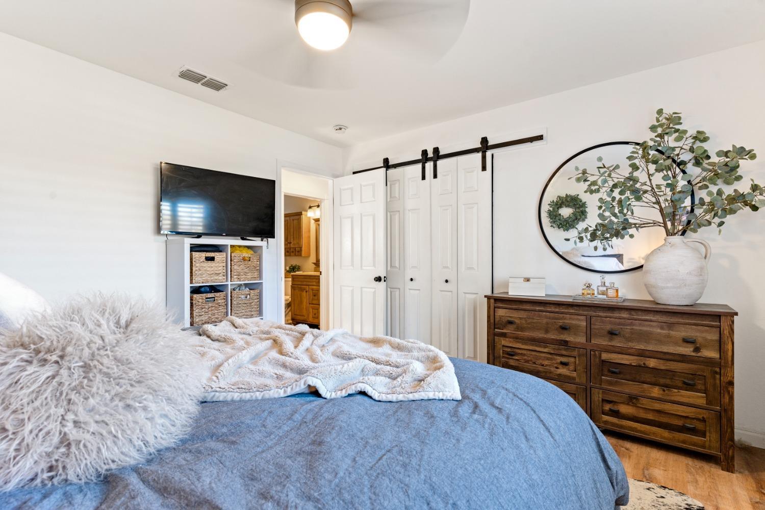 Orangevale, California, 95662, United States, 3 Bedrooms Bedrooms, ,1 BathroomBathrooms,Residential,For Sale,1975471