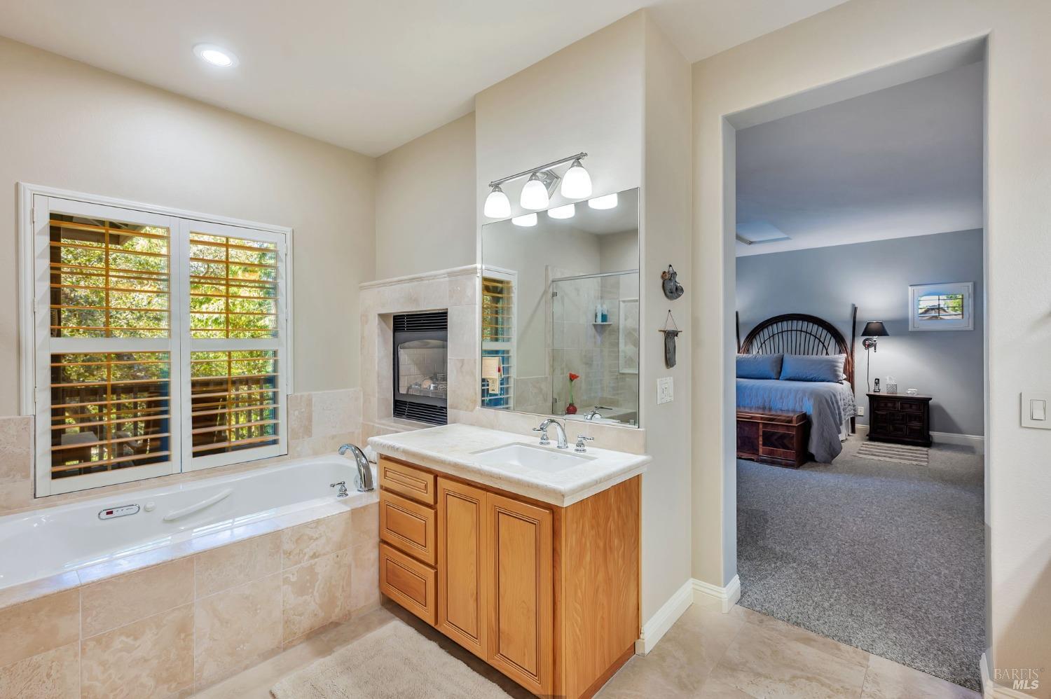 Sebastopol, California, 95472, United States, 4 Bedrooms Bedrooms, ,3 BathroomsBathrooms,Residential,For Sale,1989317