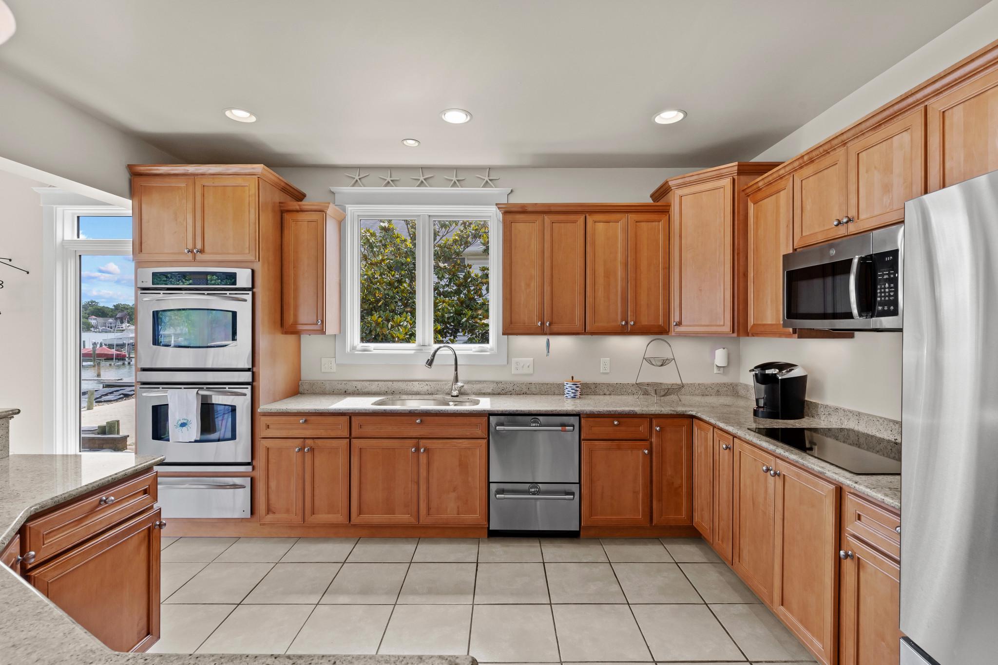  3733 Thomas Point Road, Annapolis, MD, 21403 - 物件實景