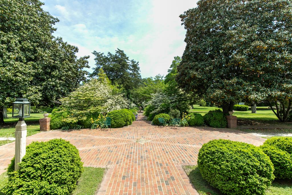 Hallwood, Virginia, 23359, United States, 3 Bedrooms Bedrooms, ,4 BathroomsBathrooms,Residential,For Sale,1827701