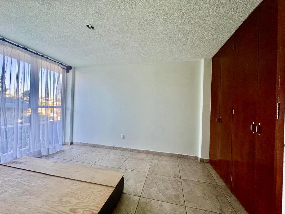 Circuito Arquitectos, Naucalpan de Juárez, Estado de méxico, 53100, Mexico, 2 Bedrooms Bedrooms, ,1 BathroomBathrooms,Residential,For Sale,Circuito Arquitectos,1672602