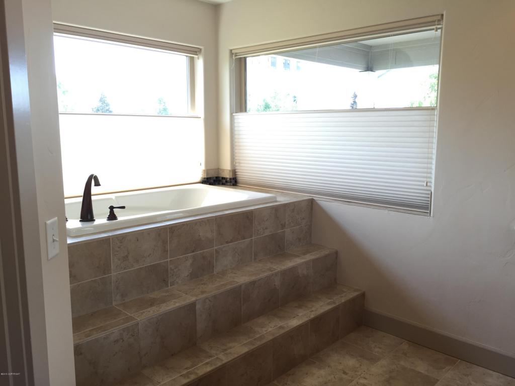 Anchorage, Alaska, 99501, United States, 4 Bedrooms Bedrooms, ,4 BathroomsBathrooms,Residential,For Sale,1841434