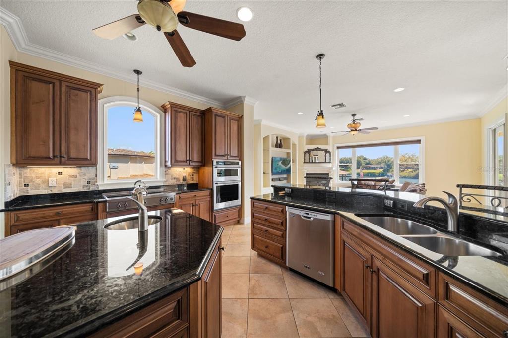 Largo, Florida, 33770, United States, 5 Bedrooms Bedrooms, ,4 BathroomsBathrooms,Residential,For Sale,2002964