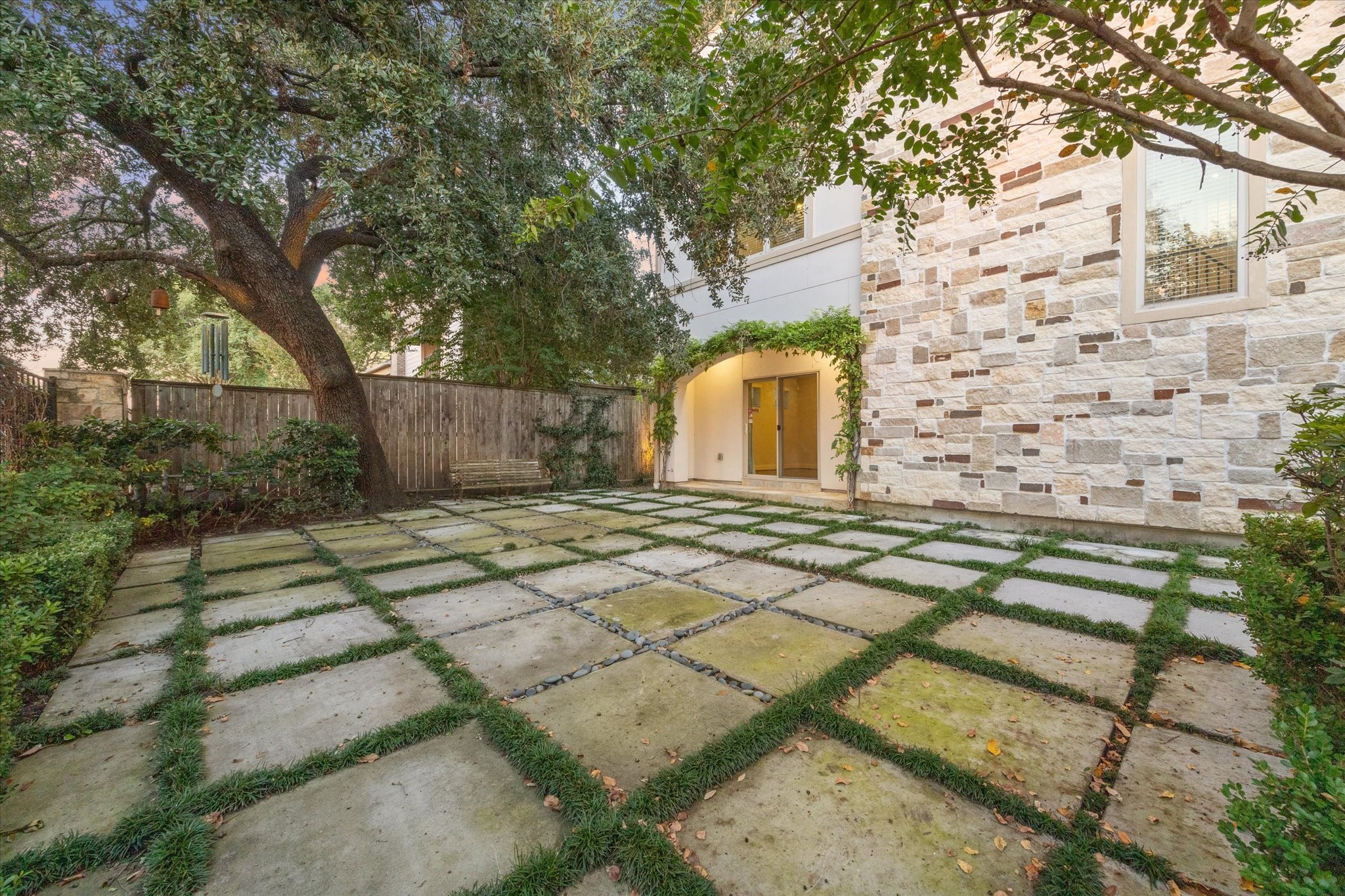  6008 Potomac Park Drive - 物件實景