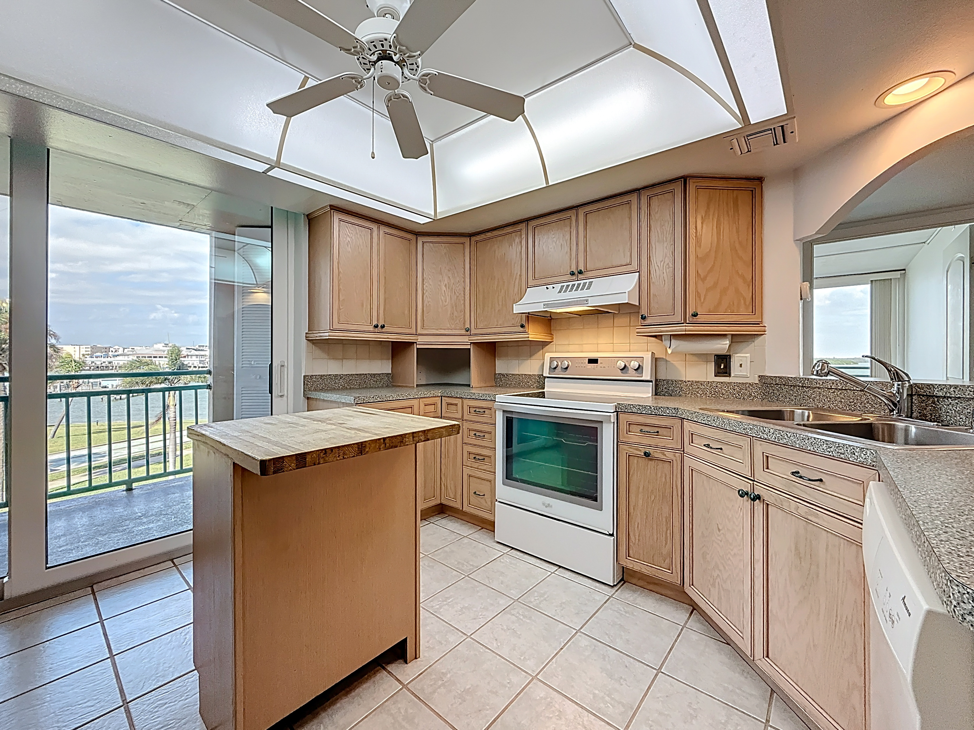 Treasure Island, Florida, 33706, United States, 3 Bedrooms Bedrooms, ,3 BathroomsBathrooms,Residential,For Sale,1983307