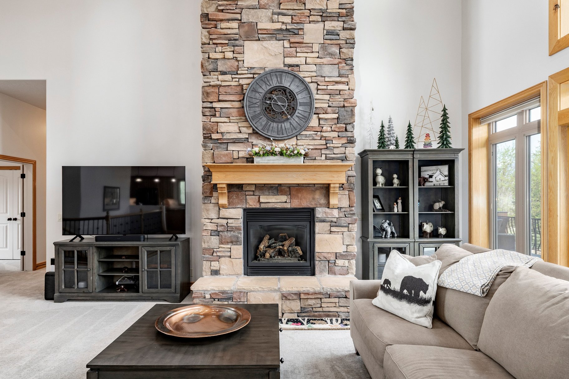  Exquisite Custom Home with 360-Degree Views - 物件實景