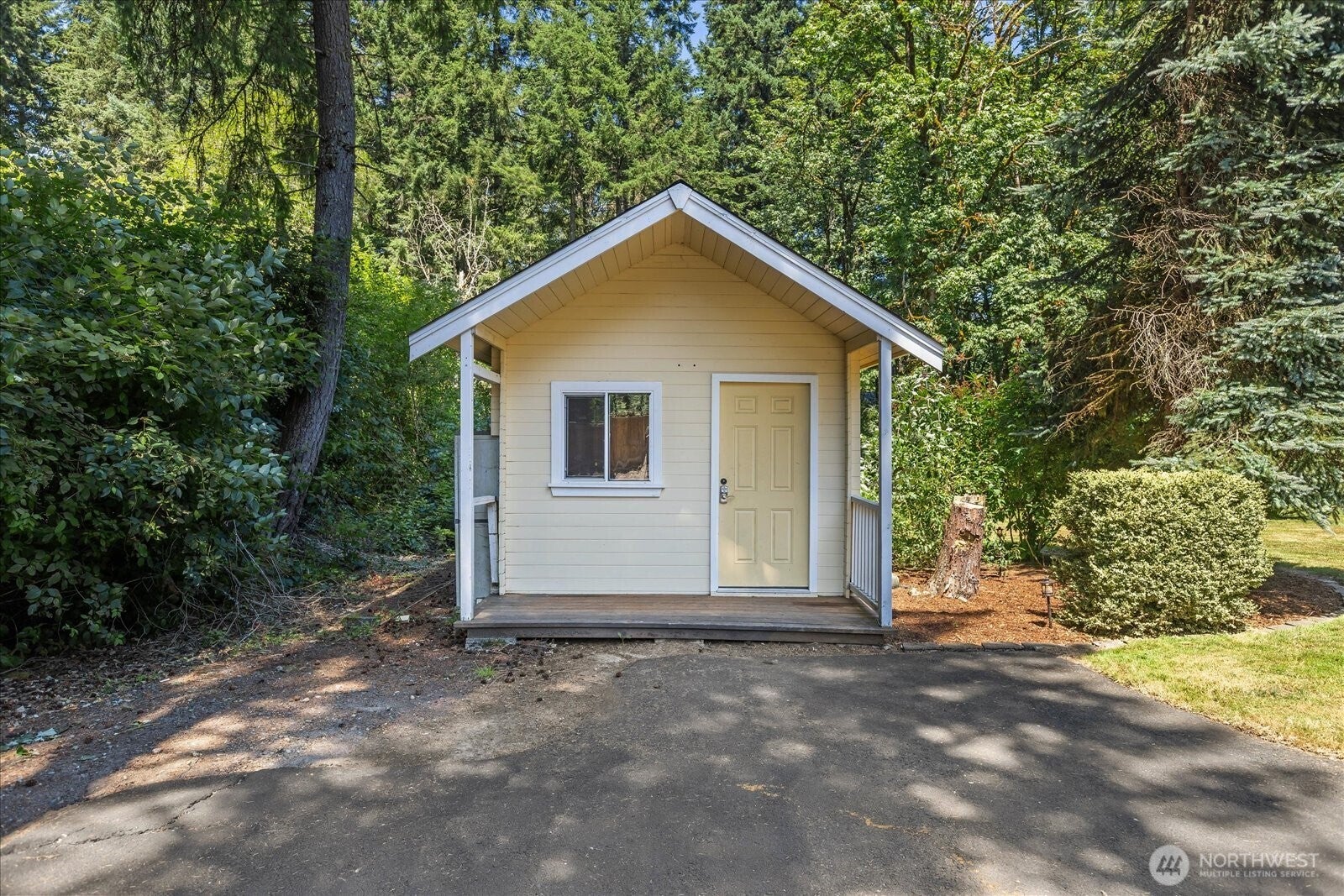 Woodinville, Washington, 98072, United States, 4 Bedrooms Bedrooms, ,2 BathroomsBathrooms,Residential,For Sale,1895251