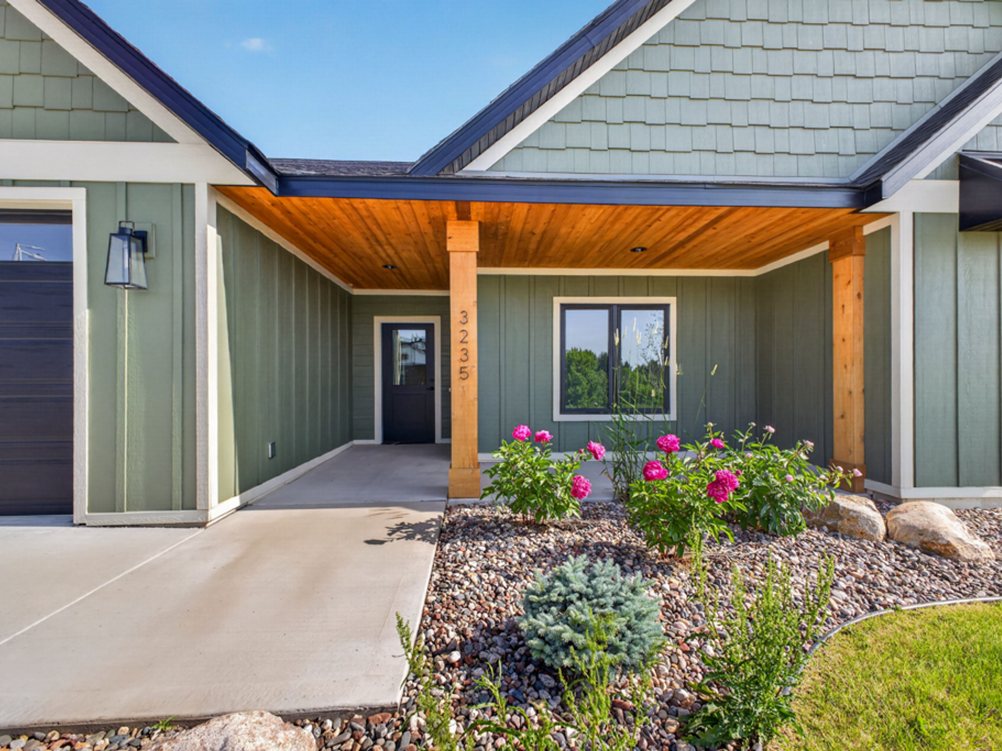  Century Valley Craftsman-Style, Single-Level Living - 物件實景