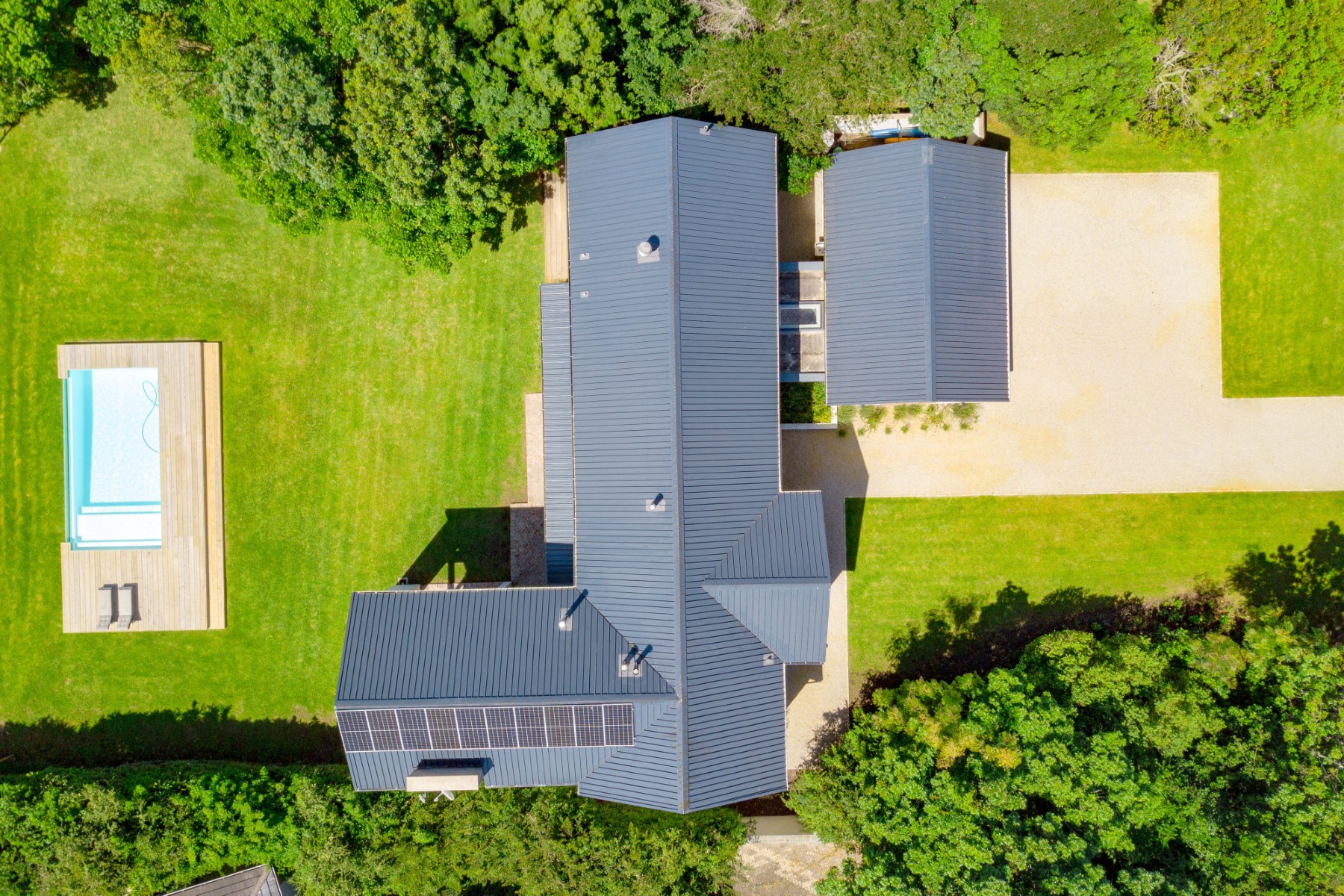  Modern home - Twin Rivers Estate - 物件實景
