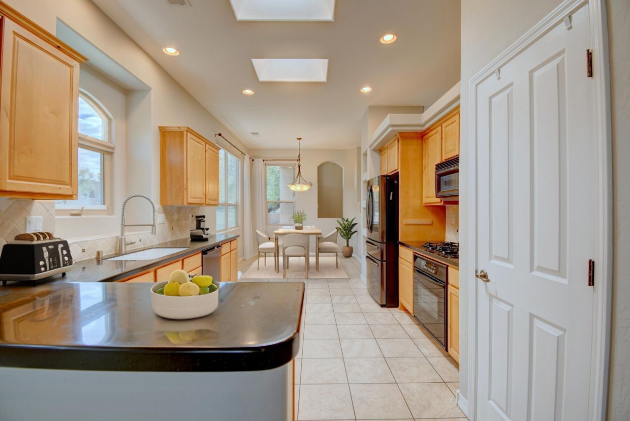 Albuquerque, New Mexico, 87122, United States, 3 Bedrooms Bedrooms, ,2 BathroomsBathrooms,Residential,For Sale,1971329