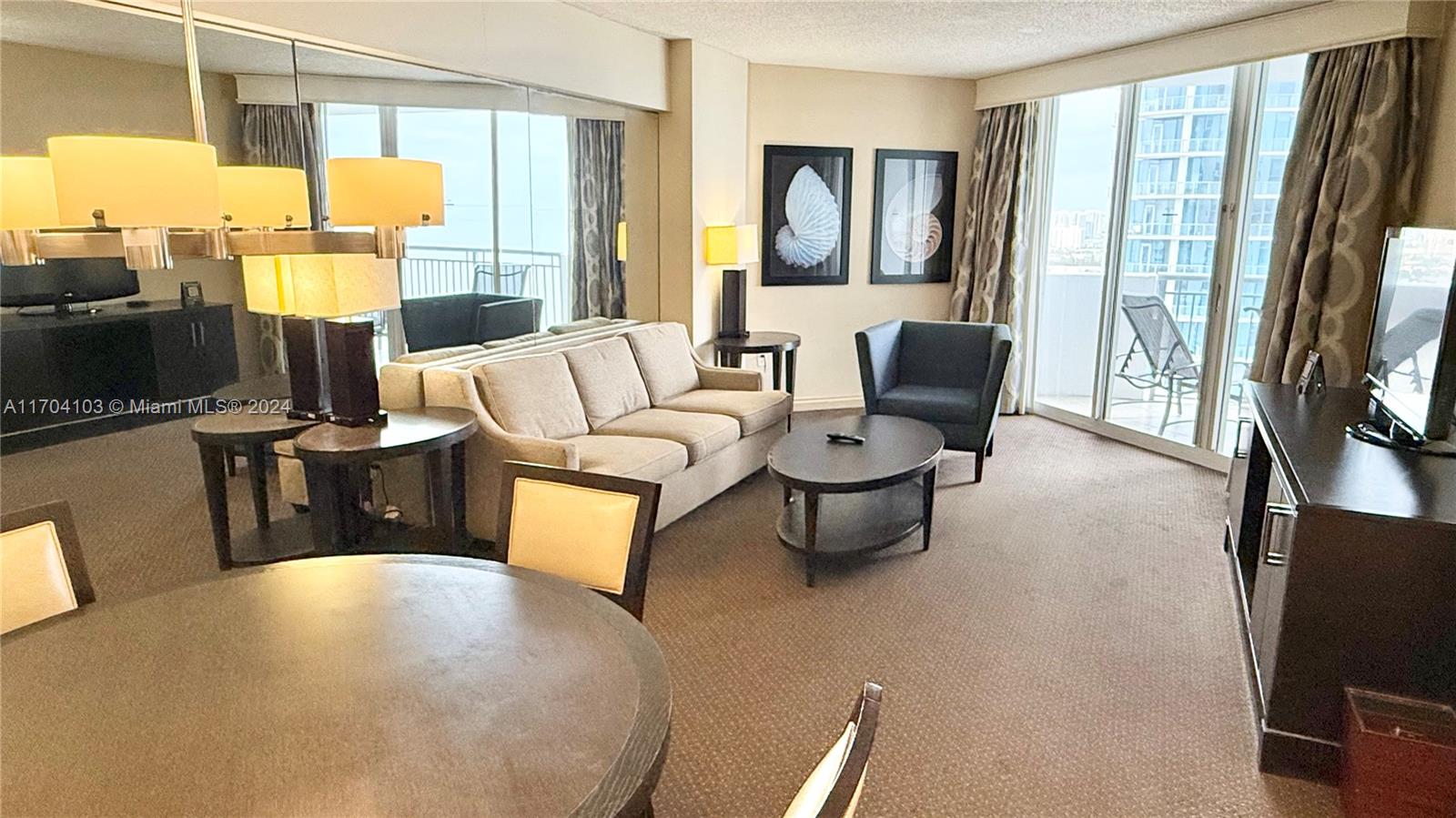 Sunny Isles Beach, Florida, 33160, United States, 1 Bedroom Bedrooms, ,1 BathroomBathrooms,Residential,For Sale,1761868