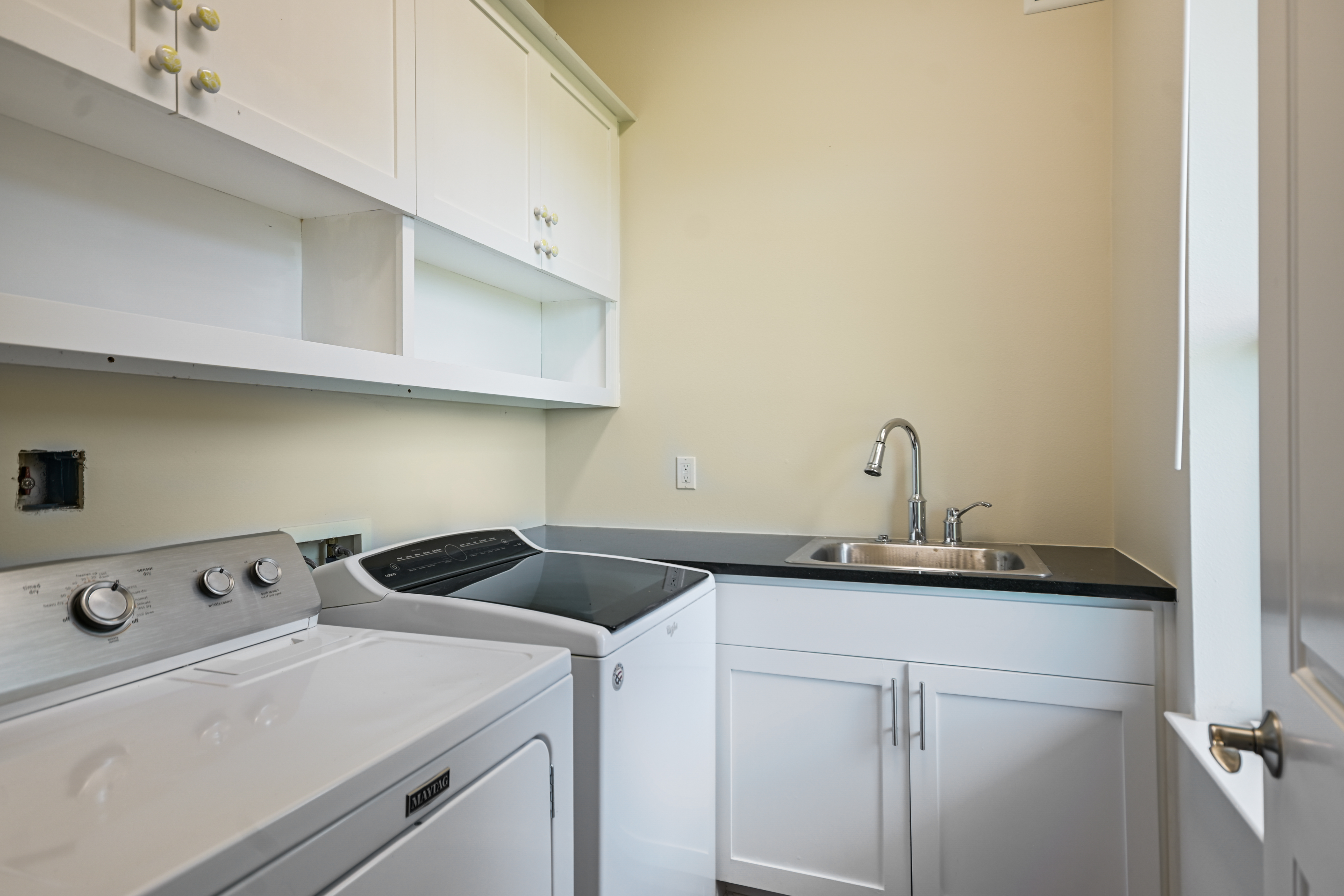  8500 Red Willow Drive Unit A , Austin, TX 78736 - 物件實景