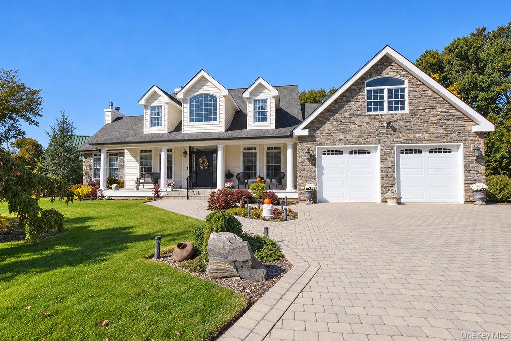 Heller Ct, Bohemia, NY 11716 #1