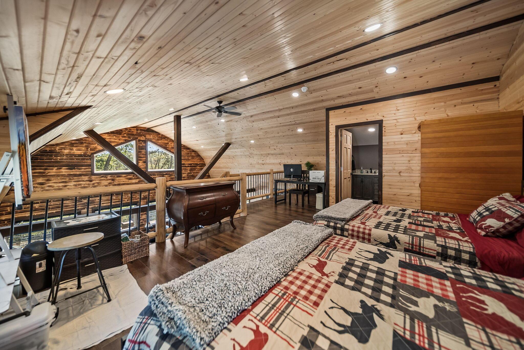 Rockbridge, Ohio, 43149, United States, 4 Bedrooms Bedrooms, ,3 BathroomsBathrooms,Residential,For Sale,1947972