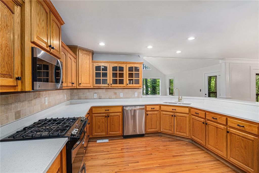 Sugar Hill, Georgia, 30518, United States, 6 Bedrooms Bedrooms, ,3 BathroomsBathrooms,Residential,For Sale,1856625