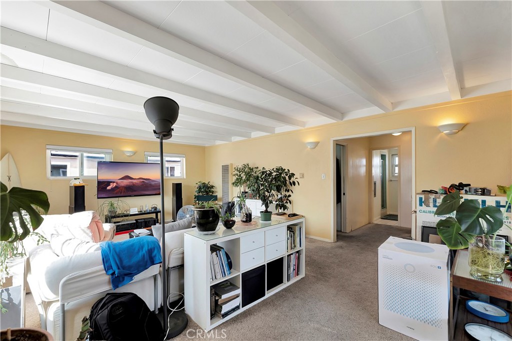 Seal Beach, California, 90740, United States, 4 Bedrooms Bedrooms, ,2 BathroomsBathrooms,Residential,For Sale,2001777