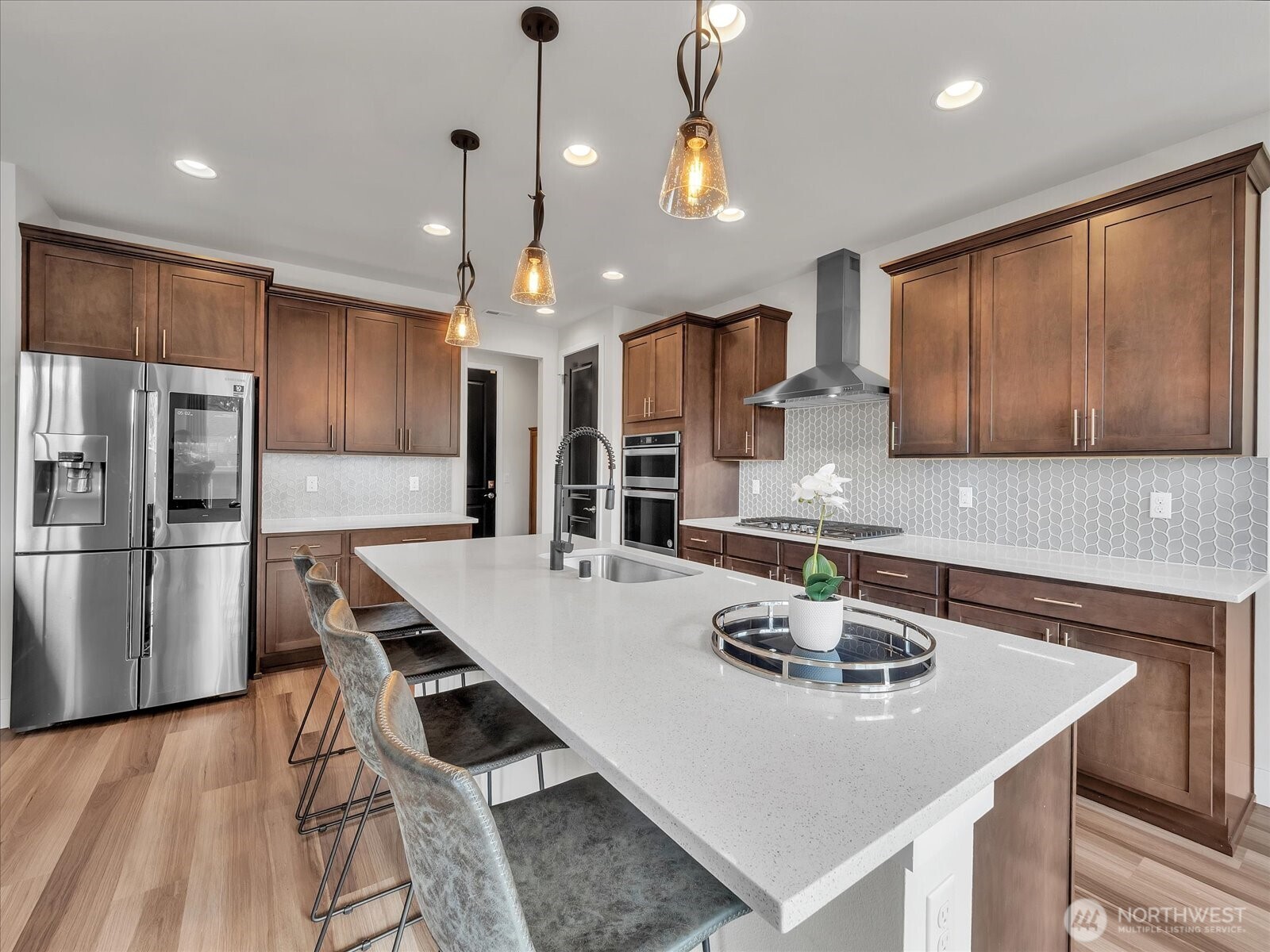 Lake Stevens, Washington, 98258, United States, 4 Bedrooms Bedrooms, ,4 BathroomsBathrooms,Residential,For Sale,1883070