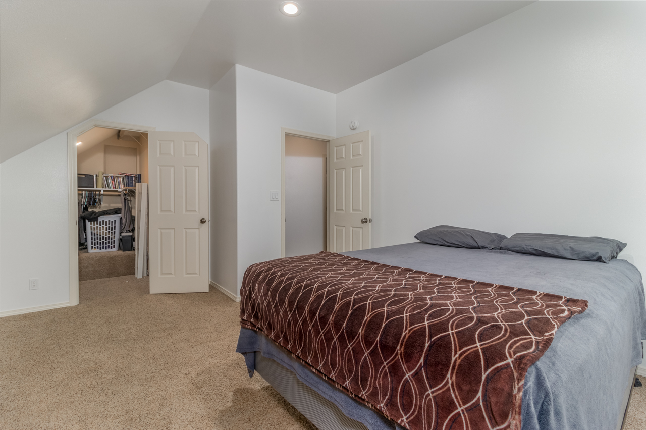 Bonners Ferry, Idaho, 83805, United States, 5 Bedrooms Bedrooms, ,5 BathroomsBathrooms,Residential,For Sale,1879157