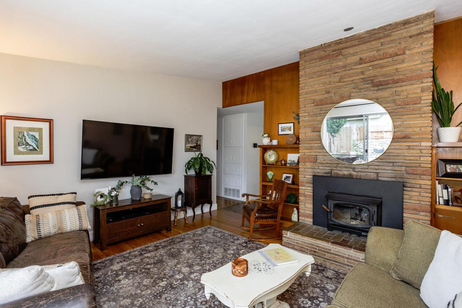 Modesto, California, 95350, United States, 4 Bedrooms Bedrooms, ,3 BathroomsBathrooms,Residential,For Sale,2012563