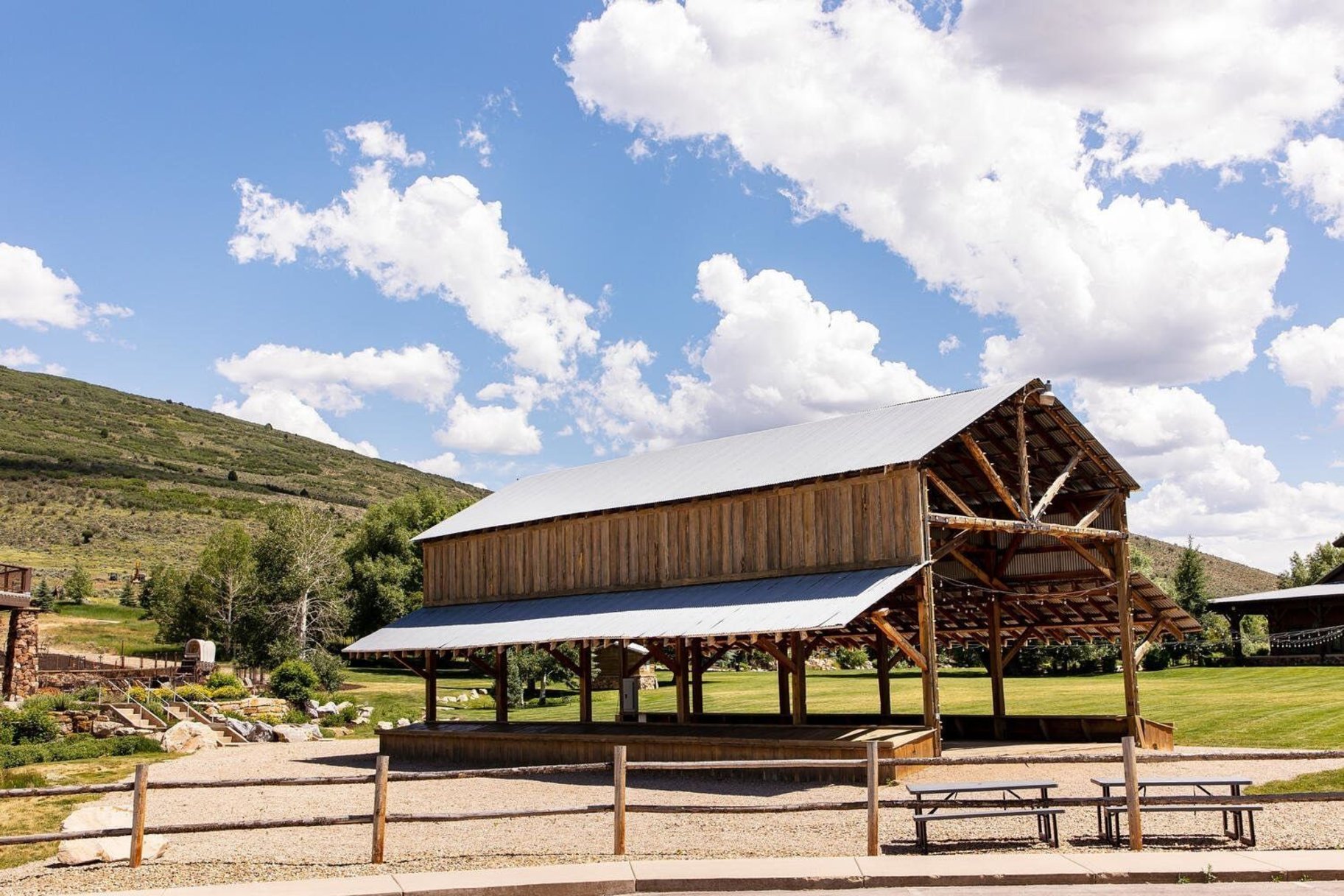  Summit Rambler At High Star Ranch With 3 Car Garage And Expansive Views - 物件實景