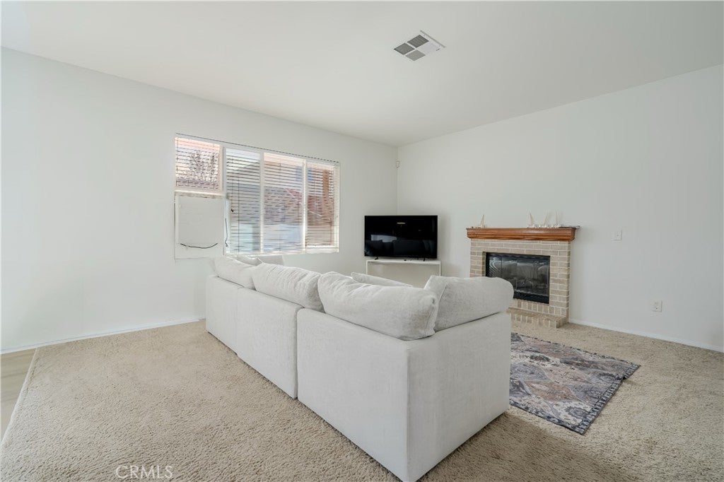 Victorville, California, 92394, United States, 5 Bedrooms Bedrooms, ,3 BathroomsBathrooms,Residential,For Sale,2005536