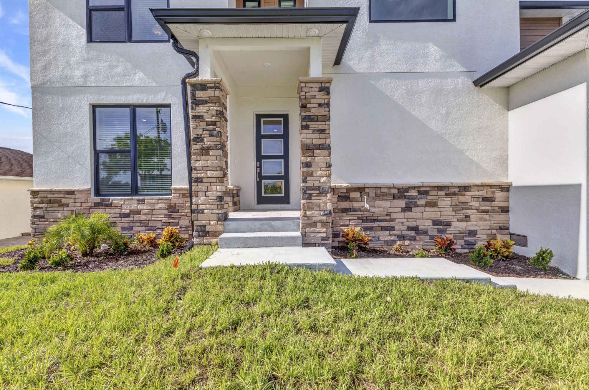 Port Charlotte, Florida, 33981, United States, 4 Bedrooms Bedrooms, ,3 BathroomsBathrooms,Residential,For Sale,1954772