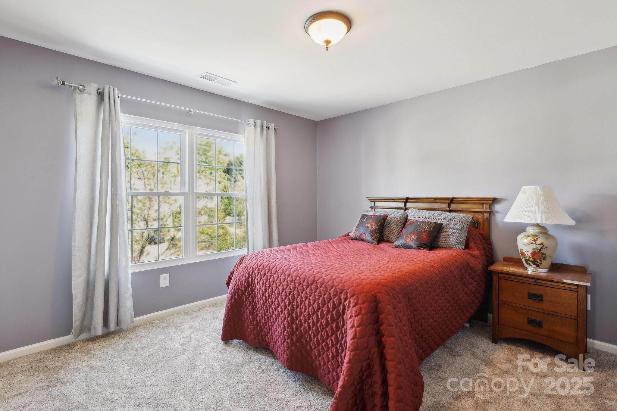Fort Mill, South Carolina, 29708, United States, 5 Bedrooms Bedrooms, ,3 BathroomsBathrooms,Residential,For Sale,1793097