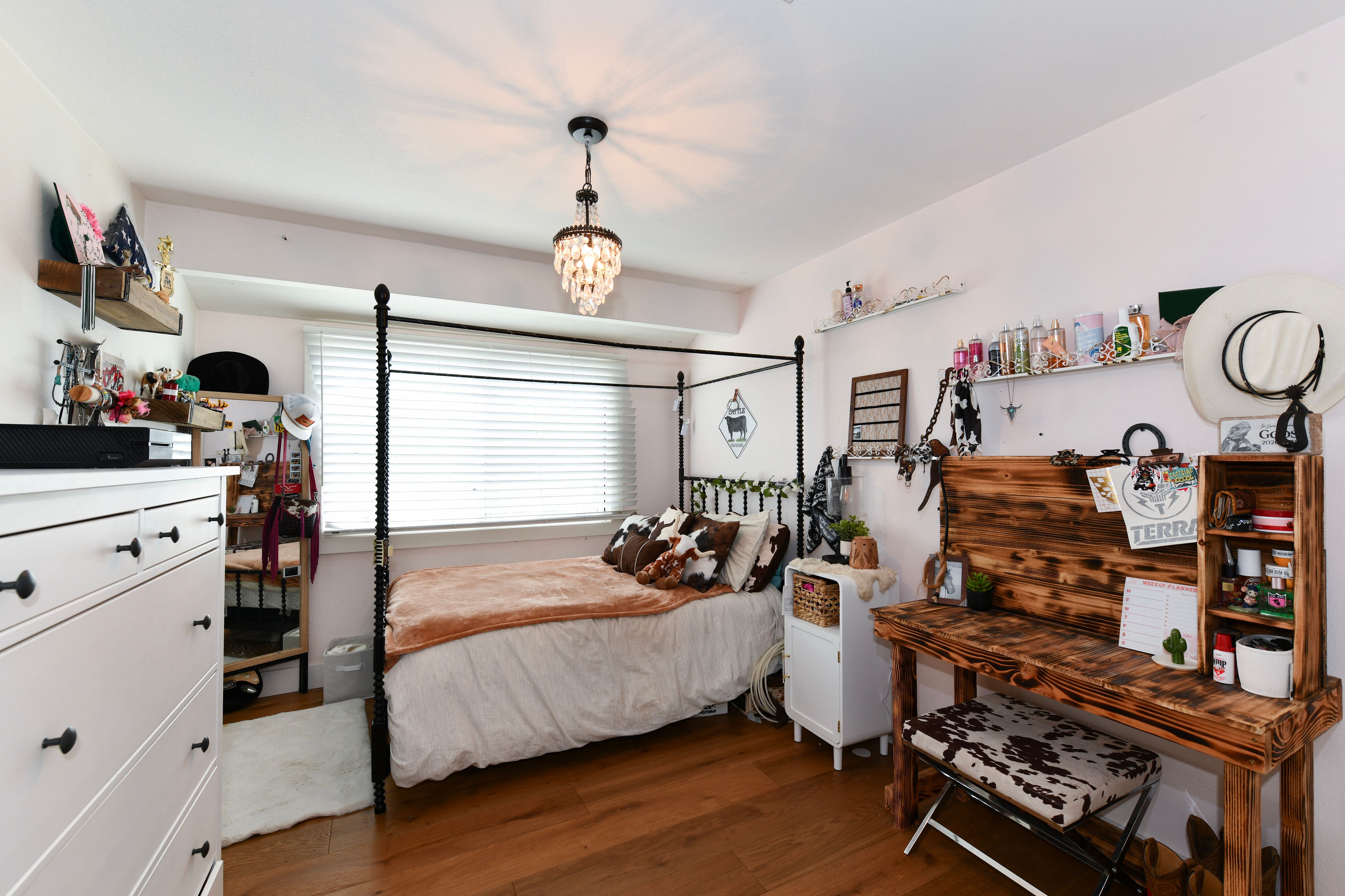  Modern Farm-Style Browns Valley Home - 物件實景