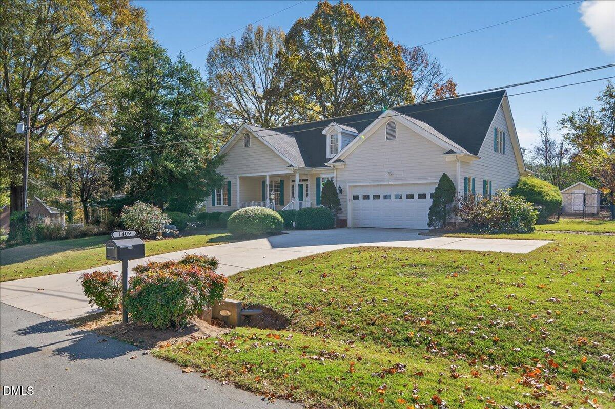 Raleigh, North Carolina, 27603, United States, 3 Bedrooms Bedrooms, ,4 BathroomsBathrooms,Residential,For Sale,1995436