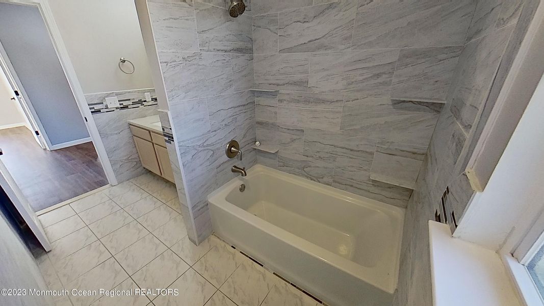 Bayville, New Jersey, 08721, United States, 4 Bedrooms Bedrooms, ,3 BathroomsBathrooms,Residential,For Sale,1879854