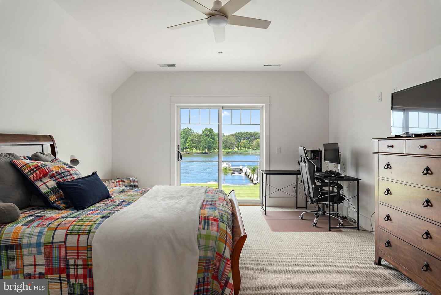 Queenstown, Maryland, 21658, United States, 5 Bedrooms Bedrooms, ,5 BathroomsBathrooms,Residential,For Sale,1907636