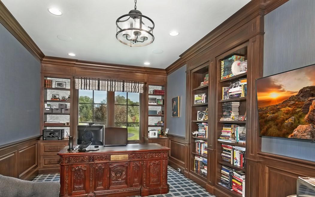 Orono, Minnesota, 55391, United States, 6 Bedrooms Bedrooms, ,7 BathroomsBathrooms,Residential,For Sale,1934197