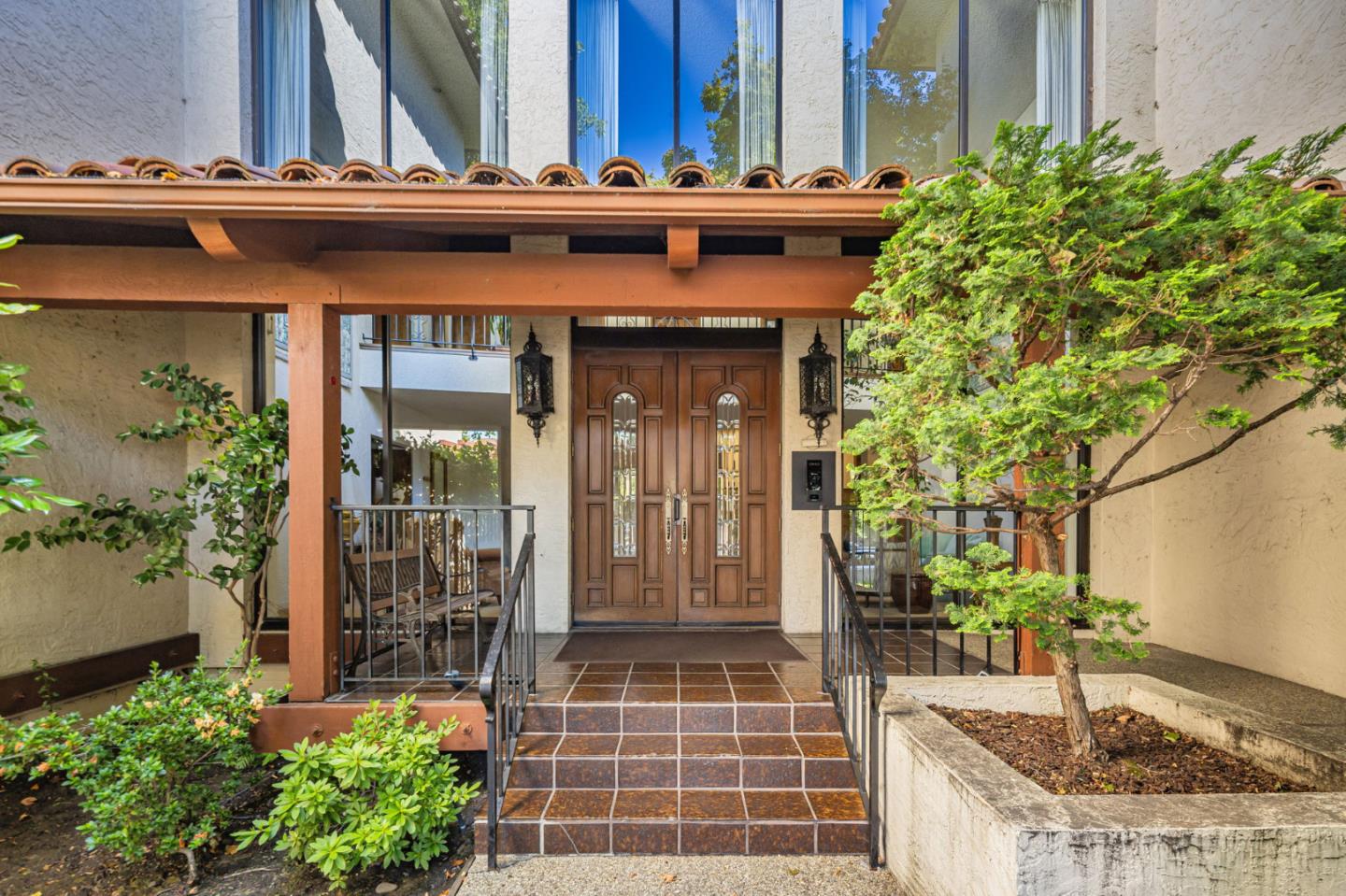 San Mateo, California, 94401, United States, 3 Bedrooms Bedrooms, ,2 BathroomsBathrooms,Residential,For Sale,1885391