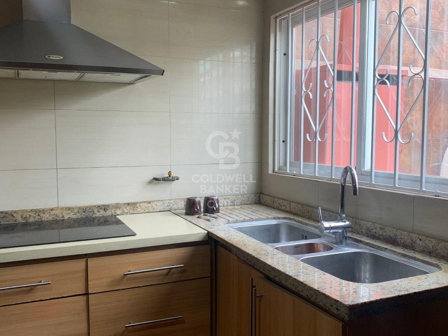 Viña Del Mar, Chile, 5 Bedrooms Bedrooms, ,3 BathroomsBathrooms,Residential,For Sale,1729843