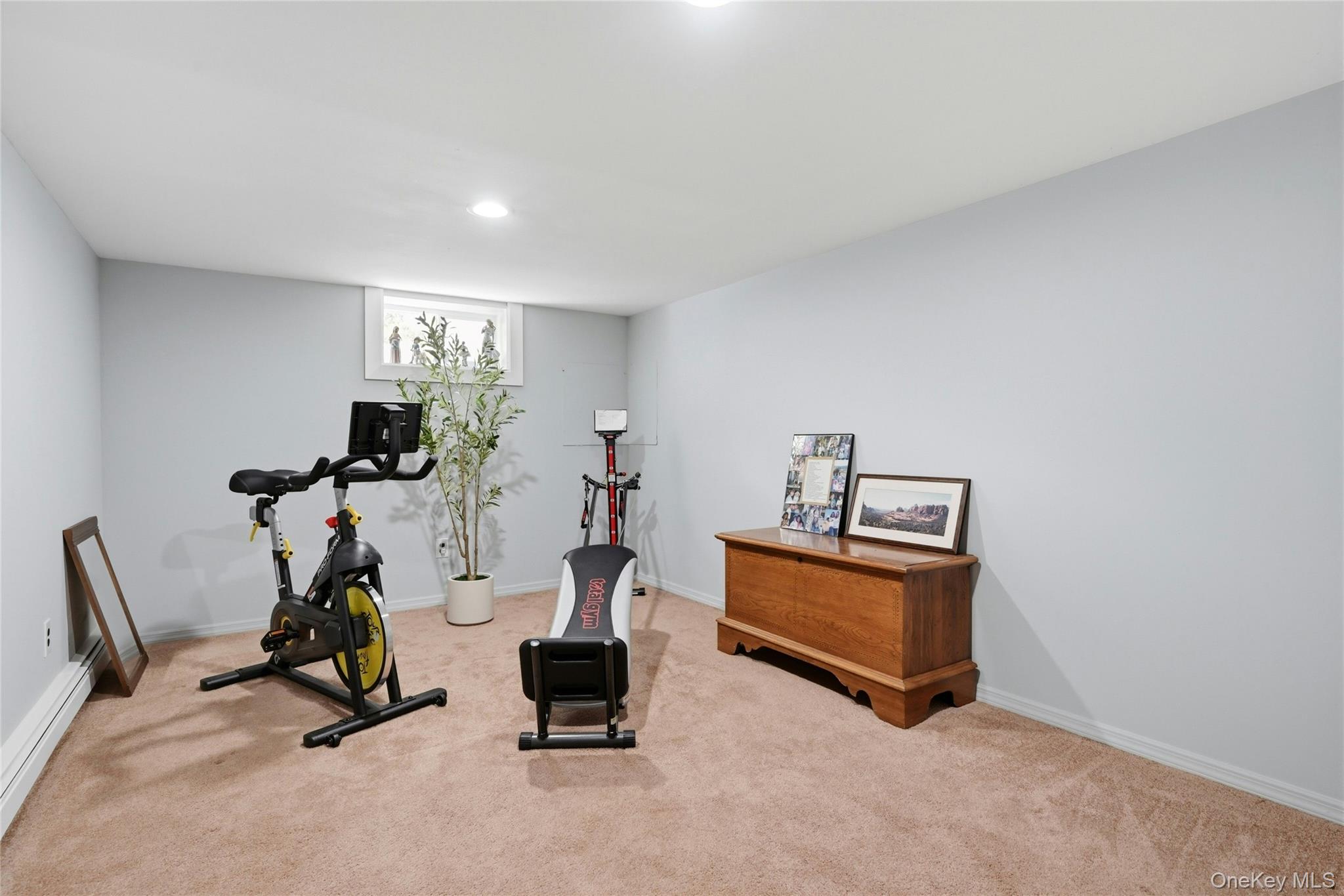  139 N Summit Avenue, Patchogue, NY, 11772 - 物件實景