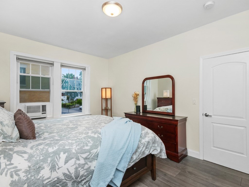 Brookline, Massachusetts, 02446, United States, 2 Bedrooms Bedrooms, ,1 BathroomBathrooms,Residential,For Sale,1934620