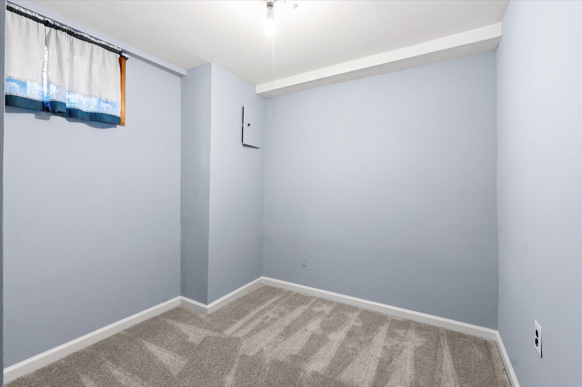  2407 Cavendish Drive, Alexandria, VA, 22308 - 物件實景