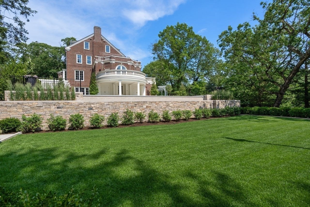 9 The Ledges, Newton, Massachusetts, 02459, United States, 6 Bedrooms Bedrooms, ,10 BathroomsBathrooms,Residential,For Sale,9 The Ledges,1627756