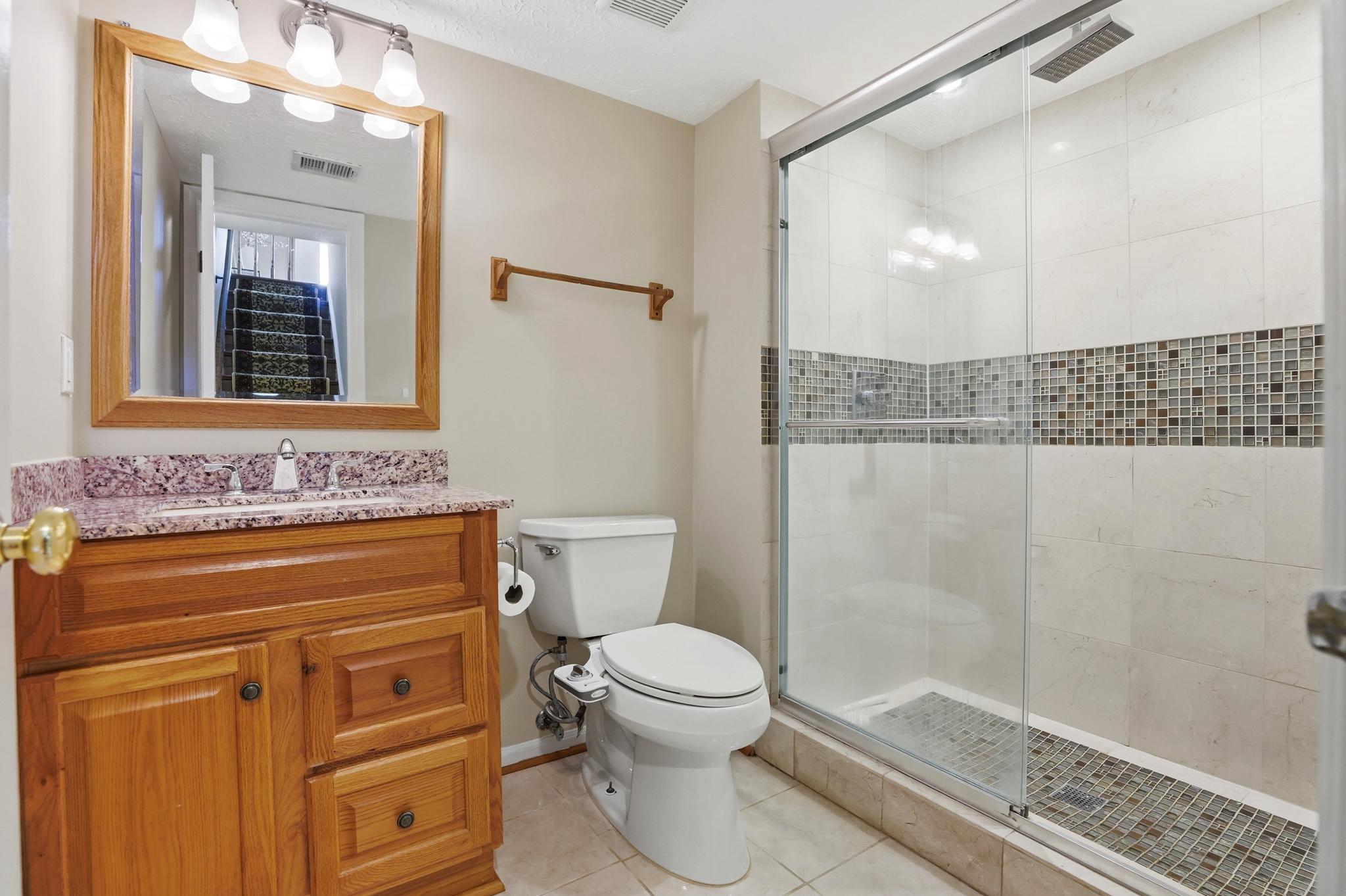  6167 Morning Glory Road, Alexandria, VA, 22310 - 物件實景