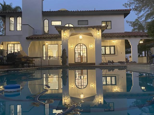 El Cajon, California, 92019, United States, 3 Bedrooms Bedrooms, ,4 BathroomsBathrooms,Residential,For Sale,1872864