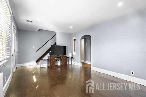 Sayreville, New Jersey, 08879, United States, 4 Bedrooms Bedrooms, ,3 BathroomsBathrooms,Residential,For Sale,1917662