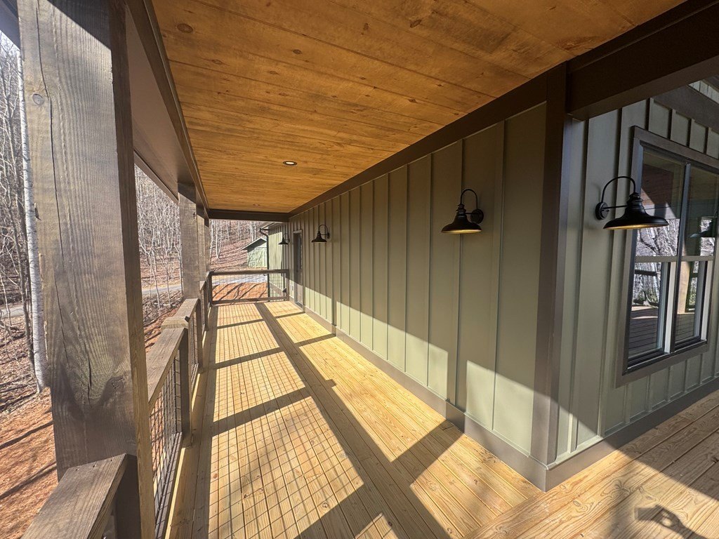 Young Harris, Georgia, 30582, United States, 3 Bedrooms Bedrooms, ,2 BathroomsBathrooms,Residential,For Sale,2010979