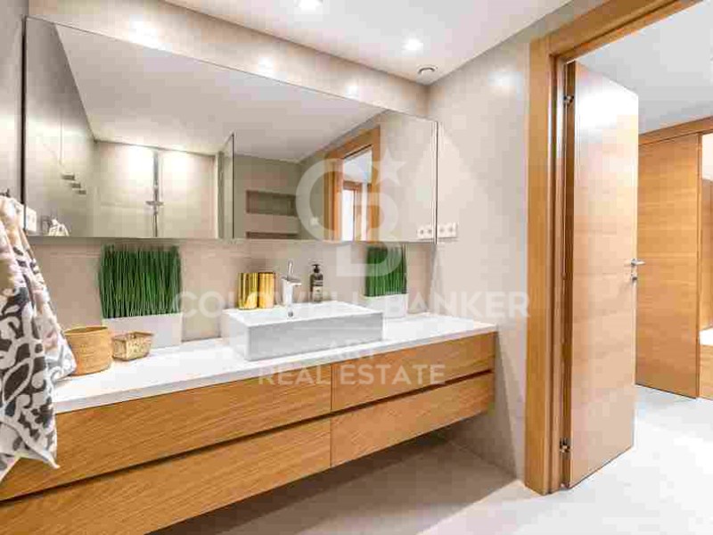 Marbella, Andalusia, ES, 6 Bedrooms Bedrooms, ,4 BathroomsBathrooms,Residential,For Sale,1795495