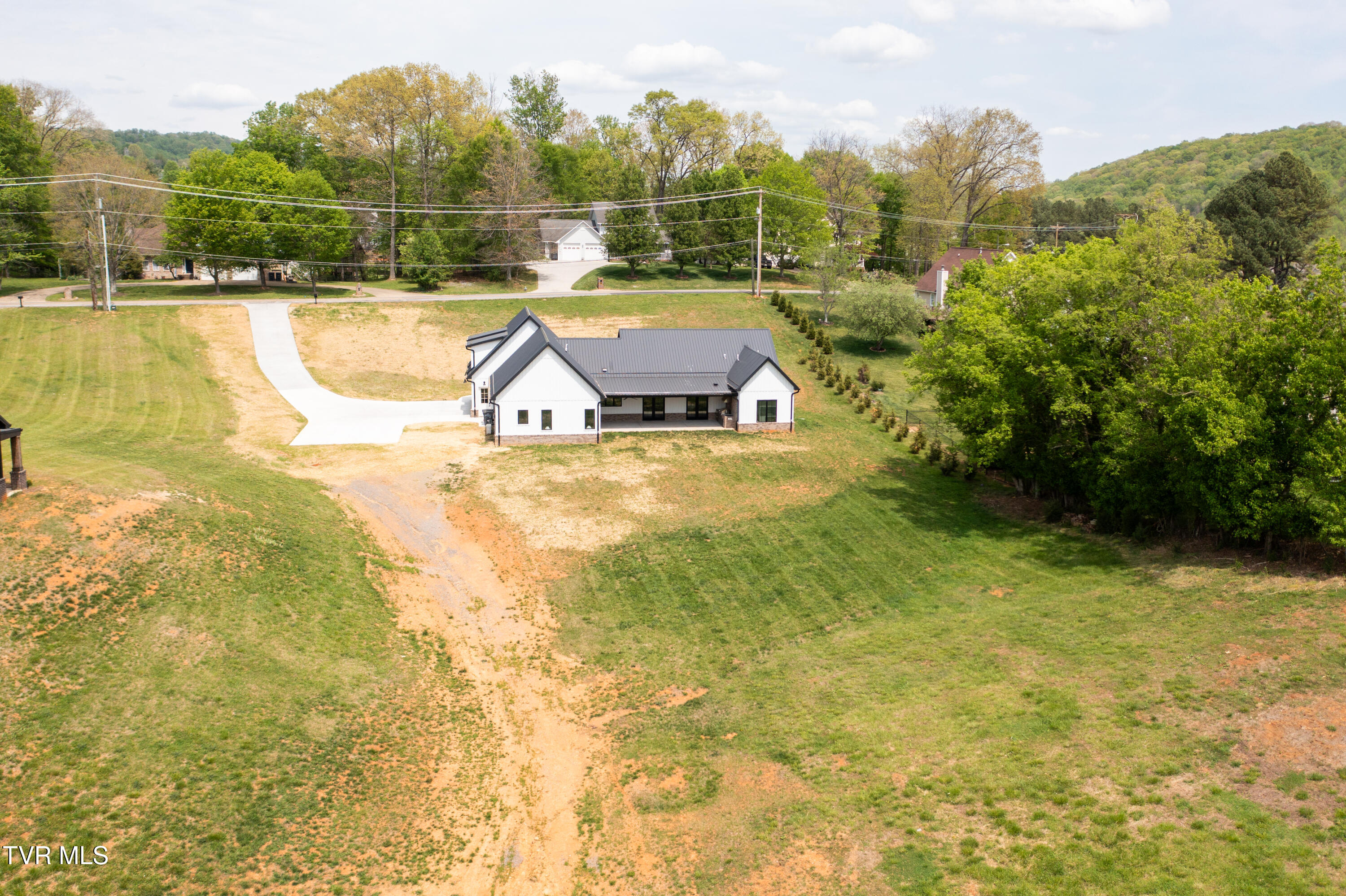 Kingsport, Tennessee, 37664, United States, 4 Bedrooms Bedrooms, ,4 BathroomsBathrooms,Residential,For Sale,1780737
